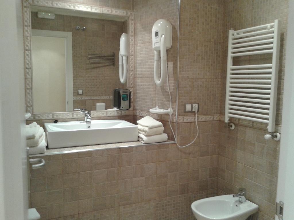 Hotel Zumalabe ムトリク 部屋 写真